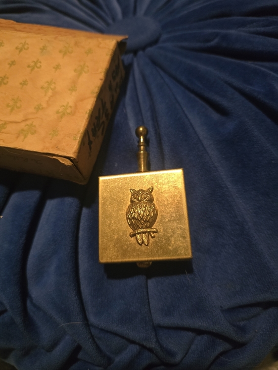 Accessories - Vintage Owl Brass Portable Purse Ashtray